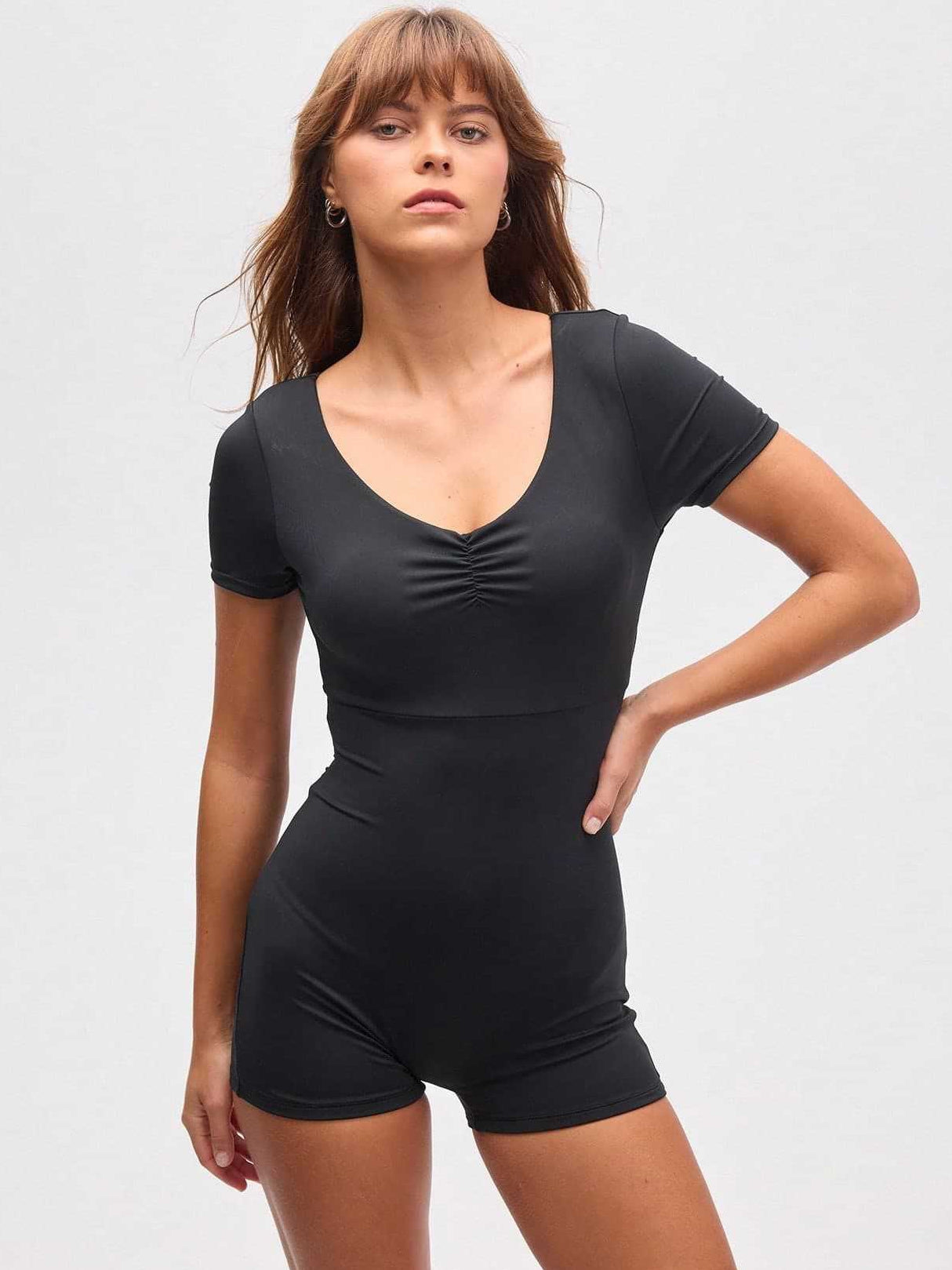 LiviaGym Female Backless Folds V-neck Short Sleeves Romper