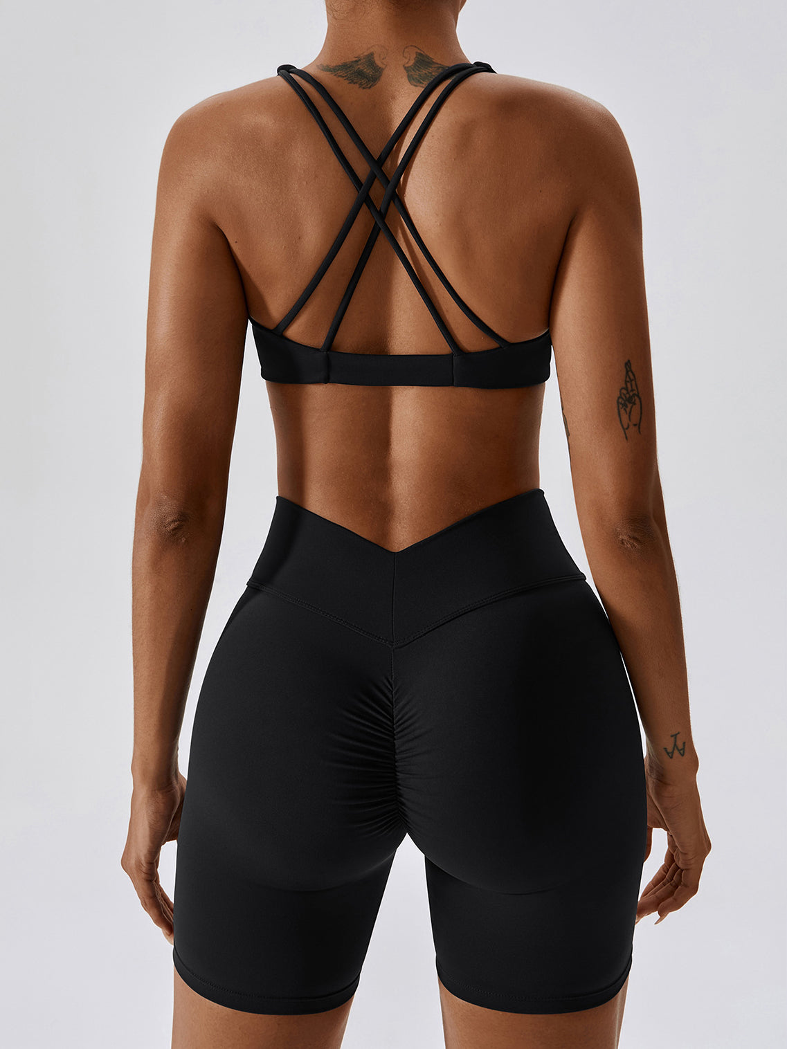 LiviaGym Female Twist Cross Back V-shape Waist Scrunch Bum Short Tracksuits