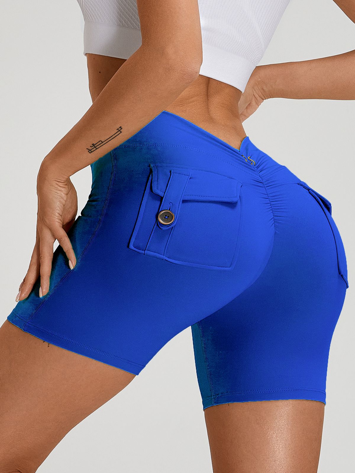 LiviaGym Female Deep V Back Pocket Scrunch Bum Booty Shorts
