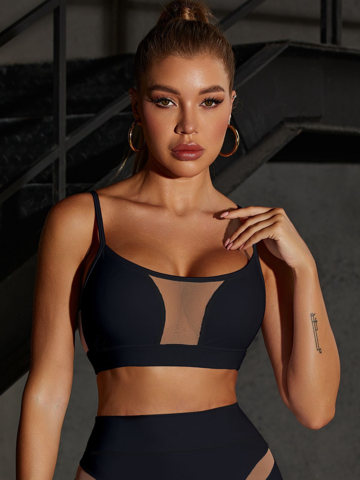 LiviaGym Female Super Sexy Unique Mesh Sports Bras