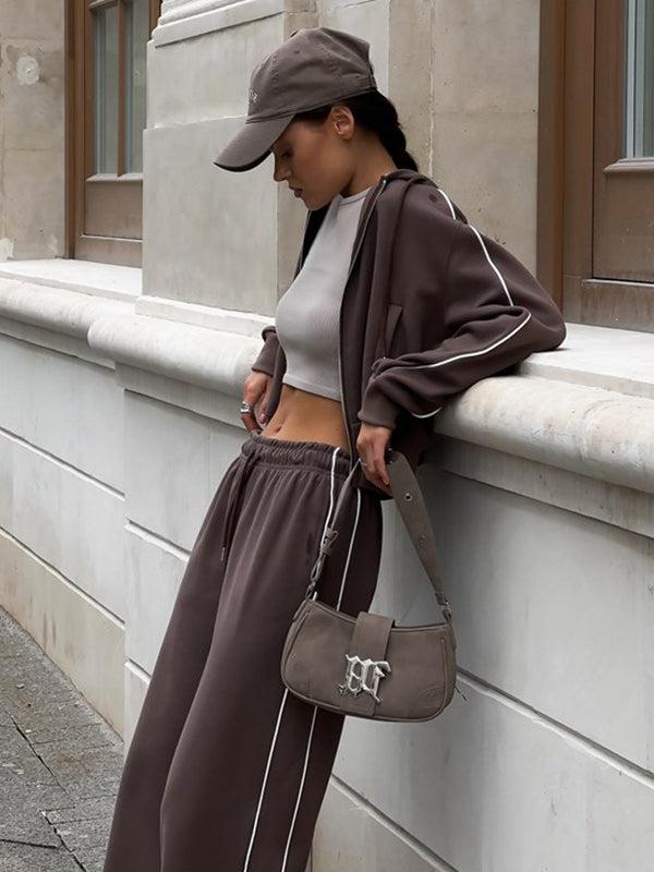 LiviaGym Female Stripes Zipper Pocket Casual Tracksuit