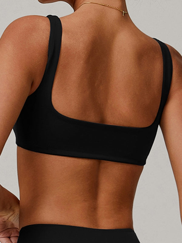 LiviaGym Female Sexy V-shape Waist Flare Backless Short Tracksuit