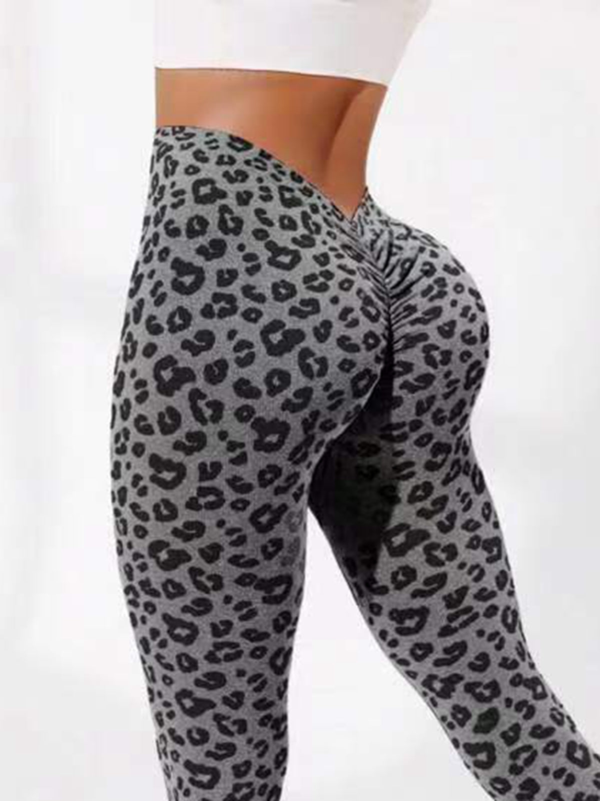 LiviaGym Female Deep V Back Leopard Print Leggings